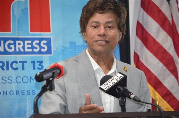 Shri Thanedar’s Net Worth, Age, Height, Weight, Wife, Kids, Bio-Wiki