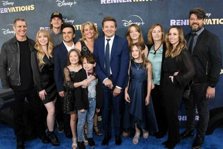Who is Jeremy Renner Mom Valerie Cearley and Dad Lee Renner? Everything About His Parents
